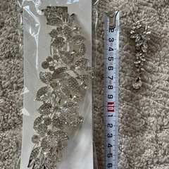 ウェディング ヘッドドレス ピアス　2点セット　の画像