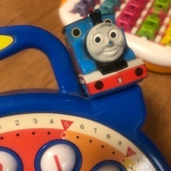 ひらがな カタカナ アルファベット 時計のお勉強 トーマス コンビの画像