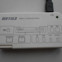 BUFFALO カードリーダーBSCRA26U2の画像