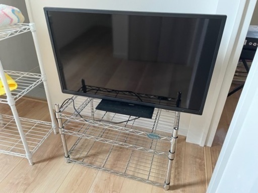 ORION32型テレビ(1部故障あり)とテレビ台