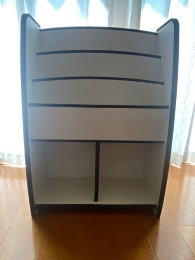 絵本棚
