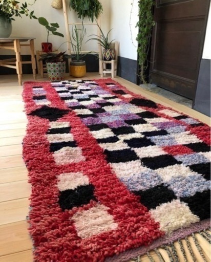 モロッコラグ　ボシャルウィット　ウール✖️コットン　ラグ　絨毯