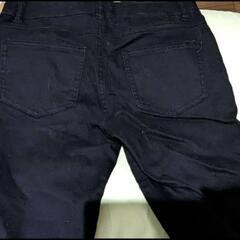 150cm女の子用黒ズボンの画像