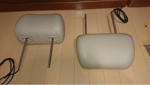 ベレッツァ ヘッドレストモニター 2個セット リモコン付