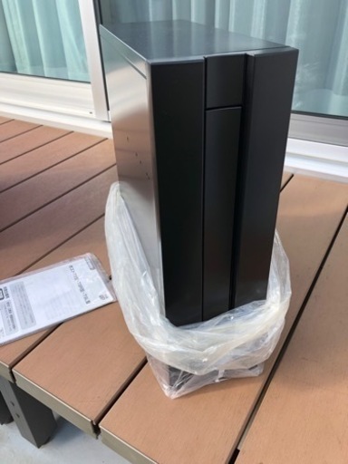 YKKのポストカームブラック