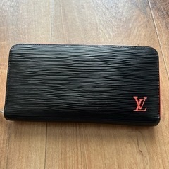 値下げしました❗️　ルイヴィトン　エピ　ジッピーウォレット長財布...