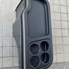【新車はずし】ハイエースワゴンGL　リアコンソールボックス