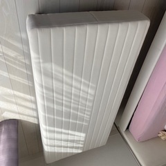 ベッドの画像
