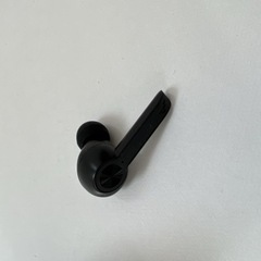 イヤホン 新品未使用品 訳あり品 黒 ペアリング Bluetoothの画像