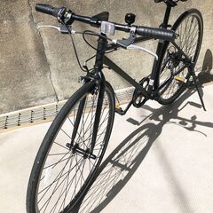美品 自転車 クロスバイク 700x28c ブラック 軽量 