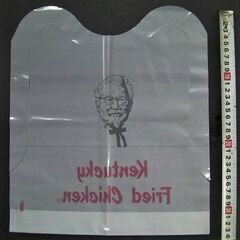 レアな1975年頃のケンタッキー・フライド・チキンの使い捨てビニール製前掛け◆非売品☆KFC★カーネルサンダース★当時物(未使用・美品)☆ノベルティグッズの画像
