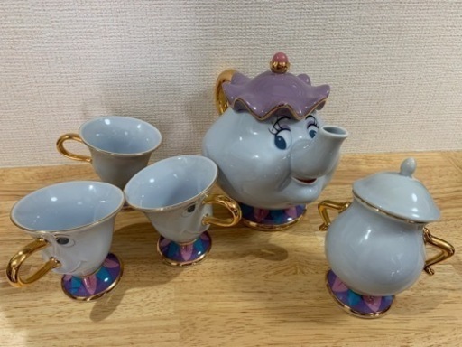 ポット婦人とチップ達【未使用品】Disney 美女と野獣ティーカップ