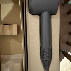 ダイソンドライヤー