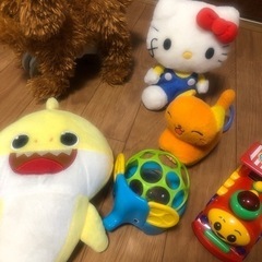 音が鳴るベイビーシャーク お散歩わんちゃん モノマネキティちゃん  赤ちゃん玩具セットの画像