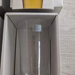 新品未使用ビールグラスの画像