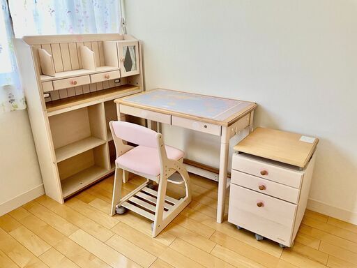 【ほぼ新品】コイズミ学習デスク3点セット＋椅子