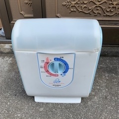 三菱電機 寝具乾燥機 ホワイト、布団、衣類、靴、ダニ