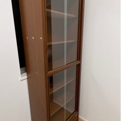 食器棚の画像