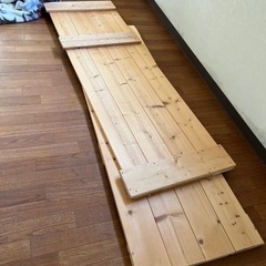 押入れ収納　バラした木材