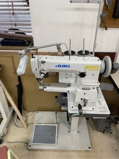 革用工業用ミシン　JUKI  腕ミシン