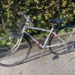 自転車 スポーツタイプ 中古品 白 6段階ギア変速 2019年