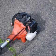 タナカ　TBC-230   ２サイクルエンジン式草刈り機　すぐ使えます。の画像