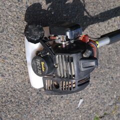 タナカ　TBC-230   ２サイクルエンジン式草刈り機　すぐ使えます。の画像
