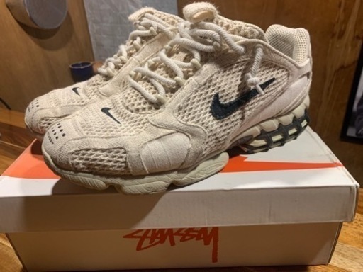 STUSSY×NIKE エアズームスピリドン