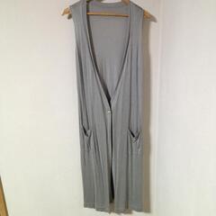 未使用品　ジレ　　グレーの画像