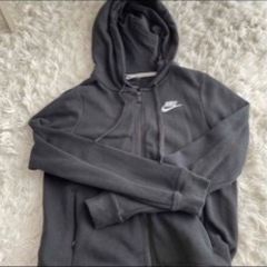 NIKE レディース　Sサイズ　パーカー