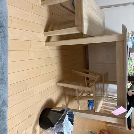 ダイニングテーブル