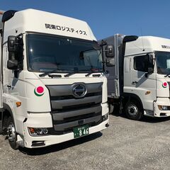 大型トラックドライバー１名枠　ウィング箱低床４軸車日野の画像