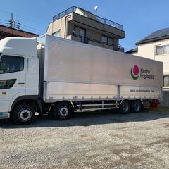 大型トラックドライバー１名枠　ウィング箱低床４軸車日野の画像