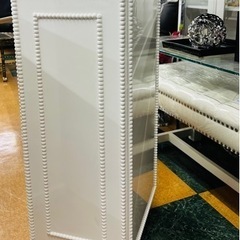 おしゃれなナイトテーブルを入荷致しました！！！の画像