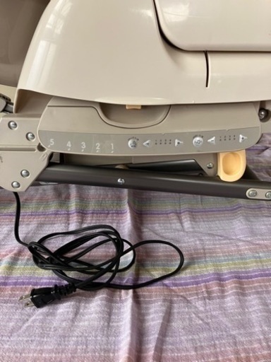 コンビ〉電動 ハイ&ロースィングラック ロアンジュ
