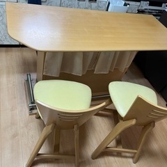 キッチンカウンター　椅子付き