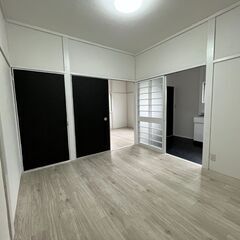 初期費用０円！家賃地域最安値！！２０１号室！無料インターネット！広々３０平米！風呂トイレ別！2人入居可！ペット可！高齢者・生活保護・外国人可！宅配ボックスあり！100m以内に近隣駐車場あり！の画像