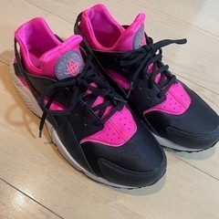 現在取引中※美品　NIKE AIR HUARACHE ナイキ　エ...