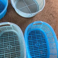 ☆無料☆地元のみ発送不可☆丸カゴ　楕円かご　水切り　仕分け　等に☆７個セット☆の画像