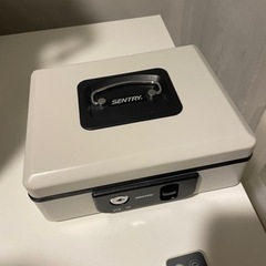 【寝屋川】金庫とイーゼルと看板【20日まで】