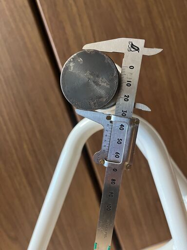 引き取り可能な方へ　バイクのメンテナンススタンド　ジェイトリップ(J-TRIP)　売ります