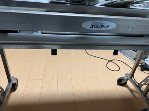 壁紙糊付け機