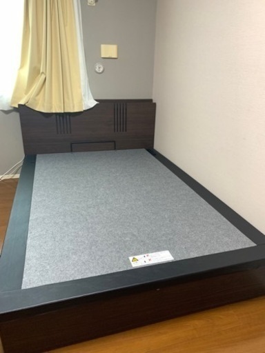 ベッドフレーム　ダブル　早い者勝ちです