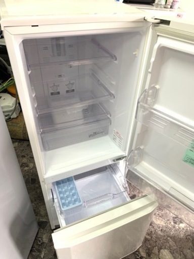 九州市内で配送無料　保証付き  MITSUBISHI 三菱 keyword MR-P15EX-KB 冷蔵庫 146L