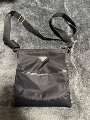 PRADA ショルダーバッグ