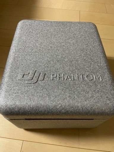 DJI ドローン　ファントム4