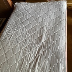 シングルベッド