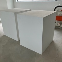 【ご連絡あり】白い展示台　ディスプレイ用の台の画像