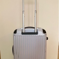 スーツケース　使いやすい中型　機内持ち込み不可の画像