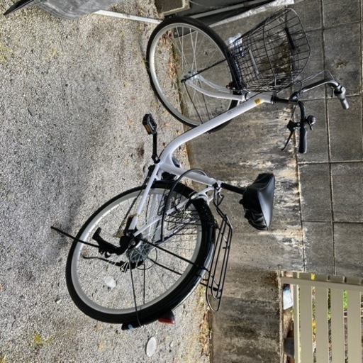 美品　CHACLE26インチ　ノーパンクタイヤ自転車